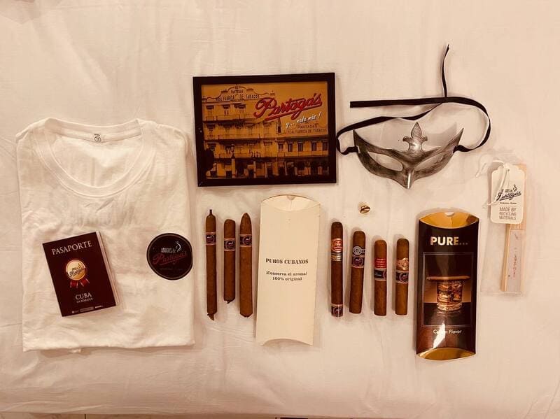 La Casa de la Amistad entrance