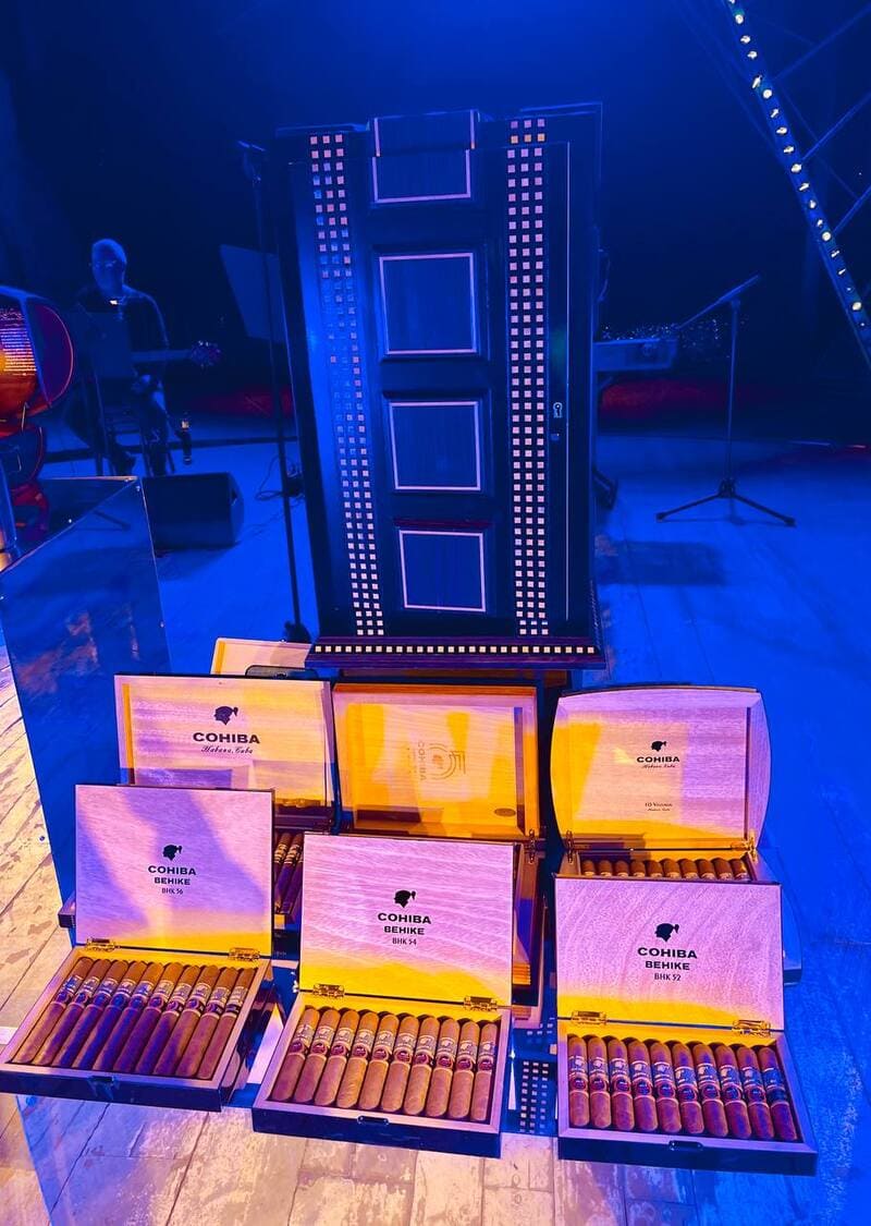 Serbian bidders celebrating